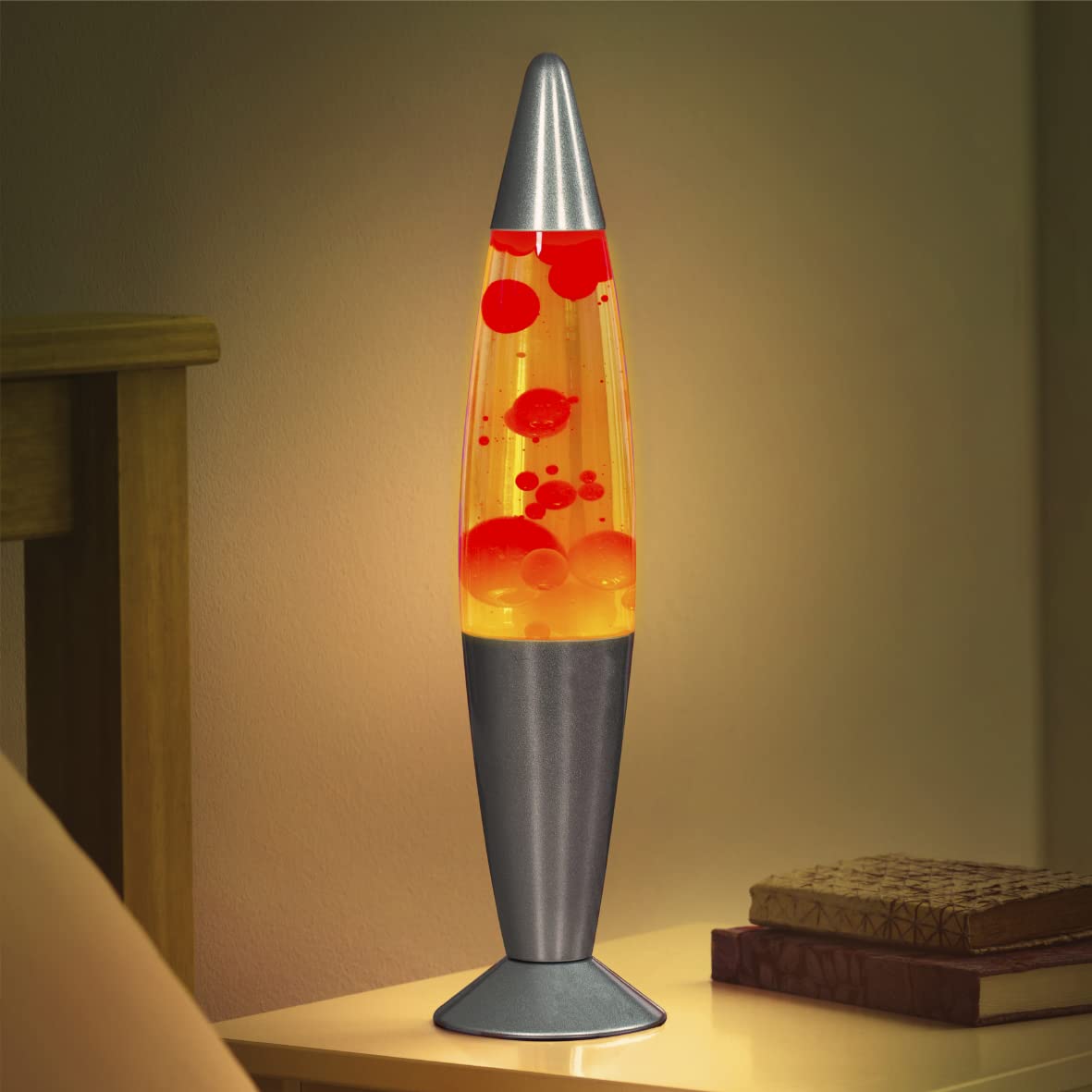 Global Gizmos 48850 Lámpara de lava roja y amarilla de 16 pulgadas, base plateada, nostalgia retro, luz de estado de ánimo relajante, iluminación decorativa