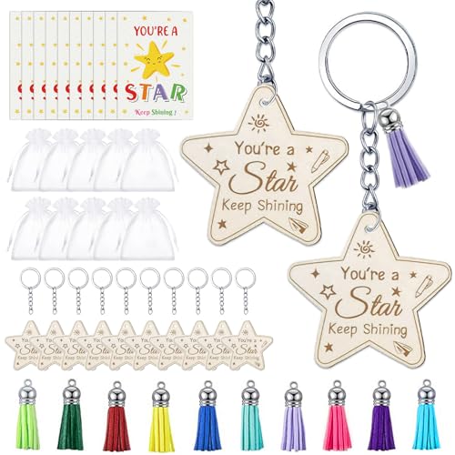 BSDYCL School Leaver Star Keyring with Card Good Luck Gifts for Students Wooden Star Keychain Well Done Gifts Back to School Motivational Gift Graduation End of Term