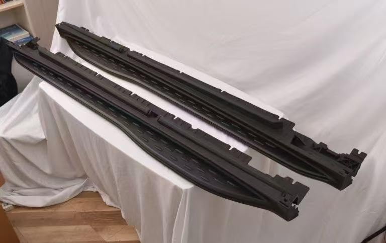 Estribos laterales negros para Mercedes Benz GLC X254 2024-2026 miniatura 4
