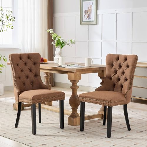 Rivestimento in lino di alta qualità: questa sedia da cucina è realizzata in tessuto di lino resistente e morbido, garantendo comfort pur essendo facile da pulire. Il suo design resiste alla deformazione, rendendolo un'aggiunta pratica alla tua sala da pranzo. Migliora l'arredamento della tua casa con questo pezzo elegante e funzionale che migliora la tua esperienza di seduta.