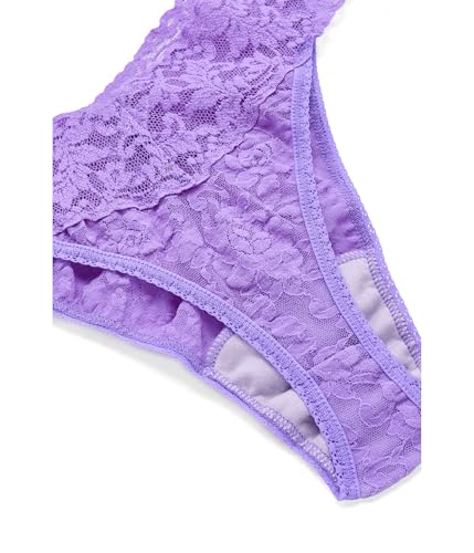 Image of hanky panky Women's Signature Lace Original Rise Thong Panties 5 Pack, Cphd, One Size