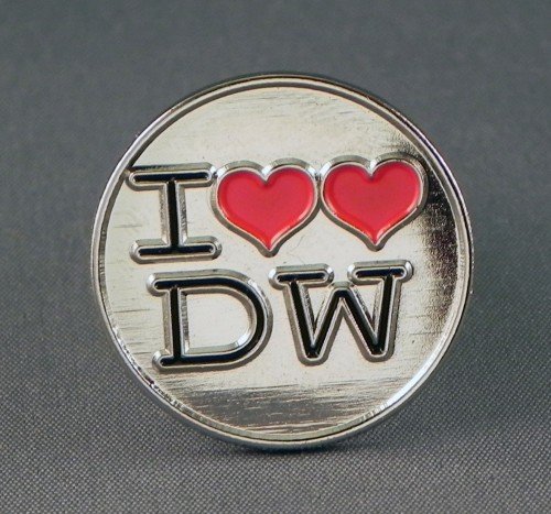 Metal Enamel Pin Badge Doctor Dr. Who - 'I Love DW'