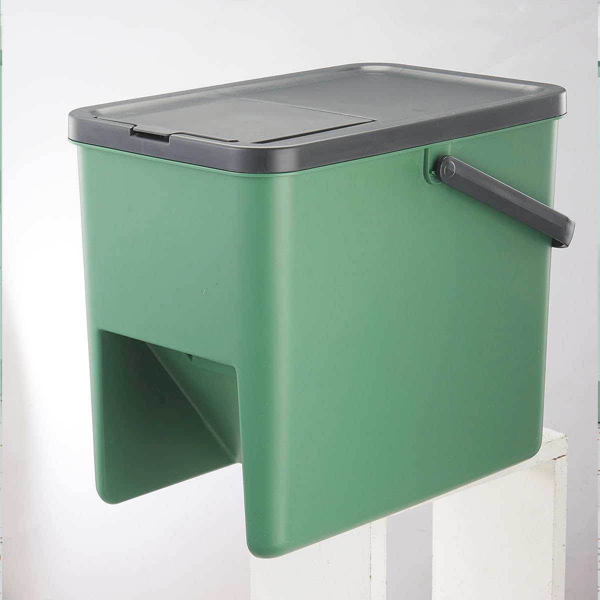 KITCHEN MOVE Bergen - Juego de 3 cubos apilables de 20L para reciclaje – 80L – Papelera de clasificación selectiva de plástico, colores amarillo, azul, verde y gris