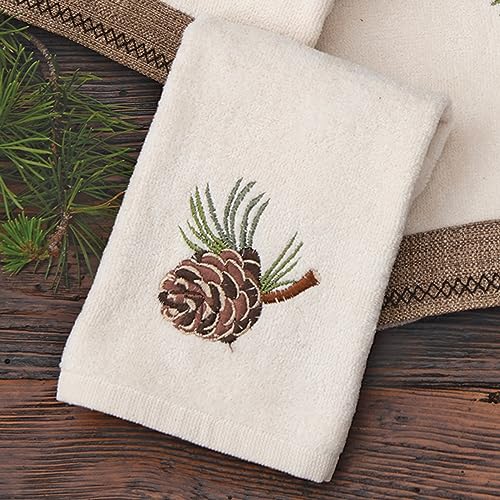 BLACK FOREST DECOR Pinecone Ridge Fingertip Towel