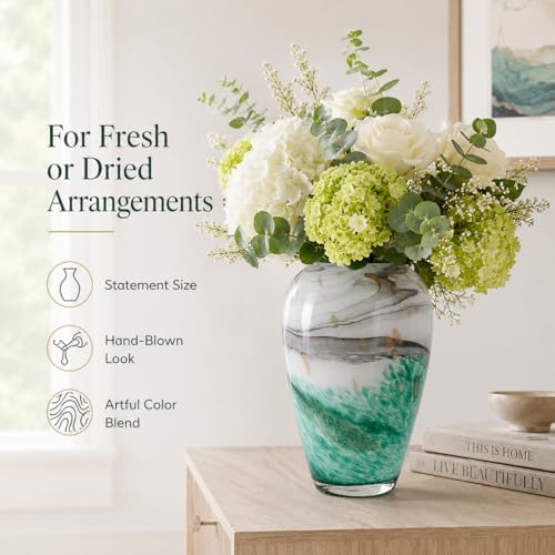 Vase en verre moderne vert taille S pour decoration de table