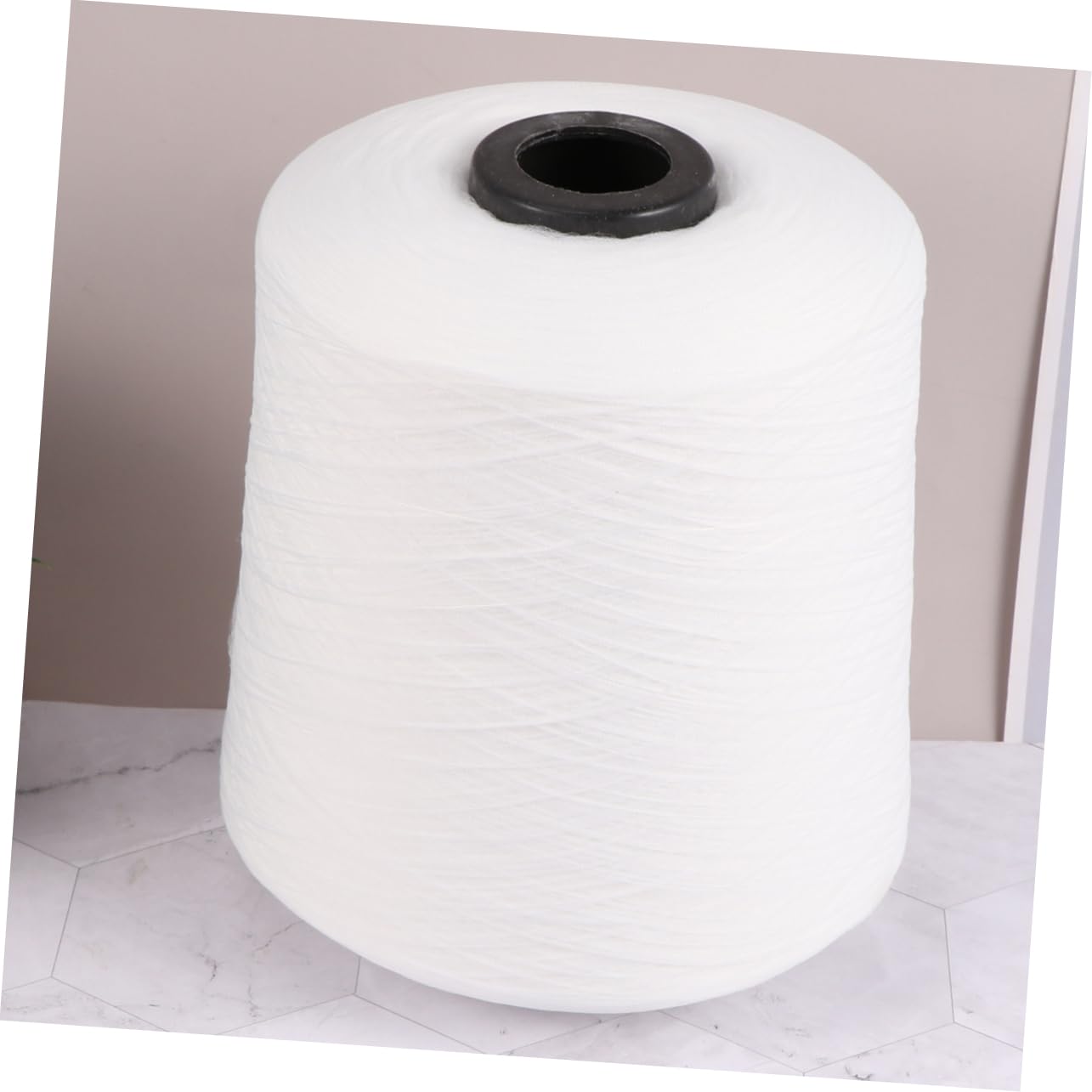 NUOBESTY Hilo De Coser Para Ropa y Pantalones, 2 Rollos Blancos 27400m 150d, Hilo De Coser Resistente Baja Elasticidad, Uso Costura y Bordado, Adecuado Para Hogar y Confección