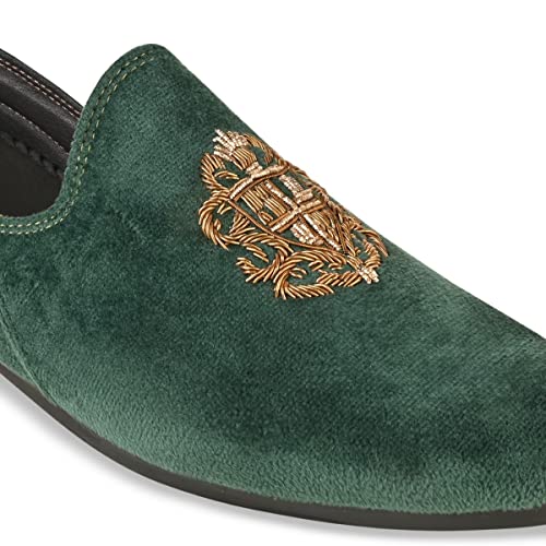 Image of Regal Men Velvet Embroidered Ethnic Slip Ons