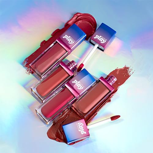 Image of SUGAR Play Vibe Check Liquid Matte Lipstick | 4.5ml - 03 Snacc (Bright Pink)