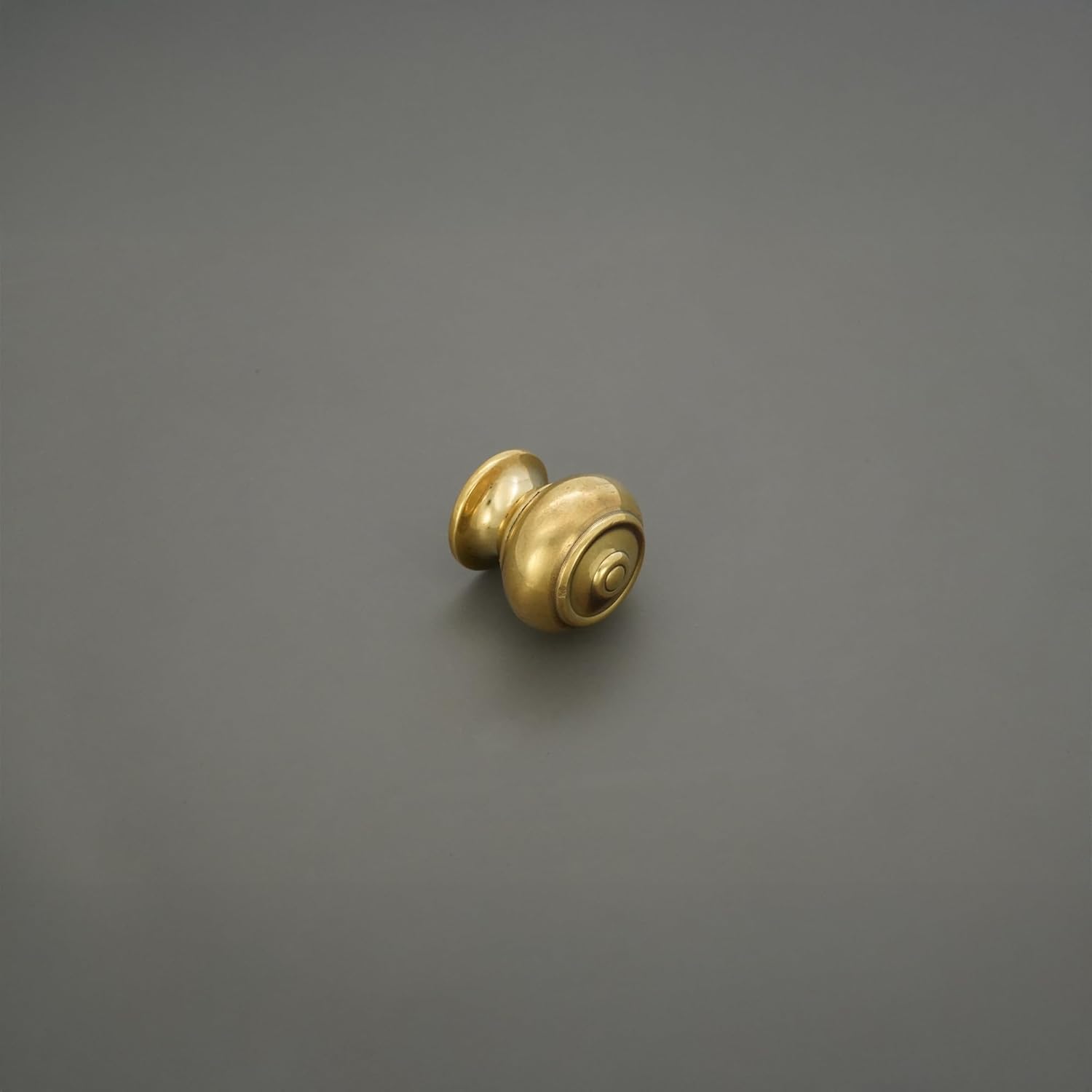 Infinity Decor Pack of 4 Traditional Style Bloxwich Reeded Solid Brass Cupboard Knob Aged Brass Pull Handle 30mm – Ideal for Drawer Cabinets Doors