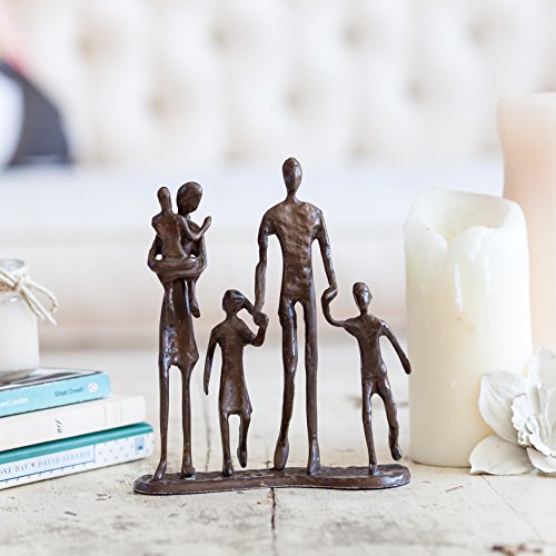 Figura decorativa familia de cinco en metal bronce miniatura 2