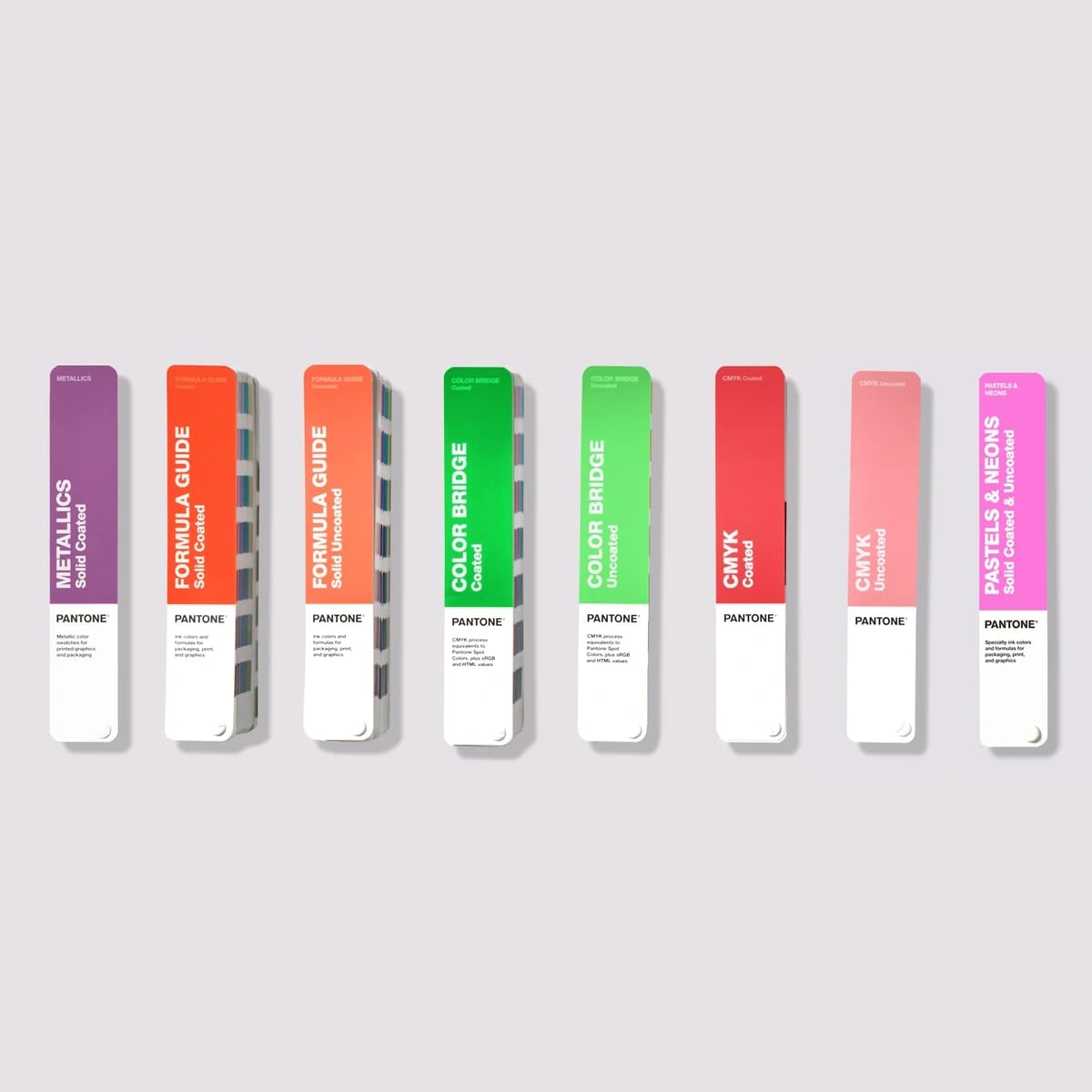 Amazon | パントン(PANTONE) 色見本 ポータブル・ガイド・スタジオ