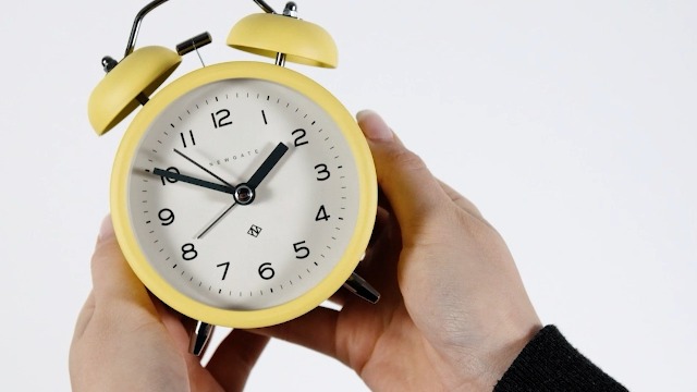 小物 R&D.M.Co- CHARLIE BELL Amazon.com: NEWGATE® Charlie Bell Echo Alarm Clock | Modern