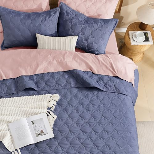 Image of Litanika King Size Quilt Bedding Set, Dark Blue Grey Summer Lightweight Soft Comforter Bedspreads & Coverlets, Boho Farmhouse Bedding Cover Bed Decor All Season, 3 Pieces (1 Quilt & 2 Pillowcases)