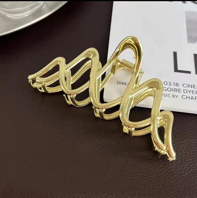 Image of Spiral Gold Clutcher For Women | Stylish Hair Claws For Girls | Trendy Alloy Metal Clips | Premium & Fashionable Girls Hairs Clutch /Accessories | Suitable In Various Occasions | Pack Of 1 |