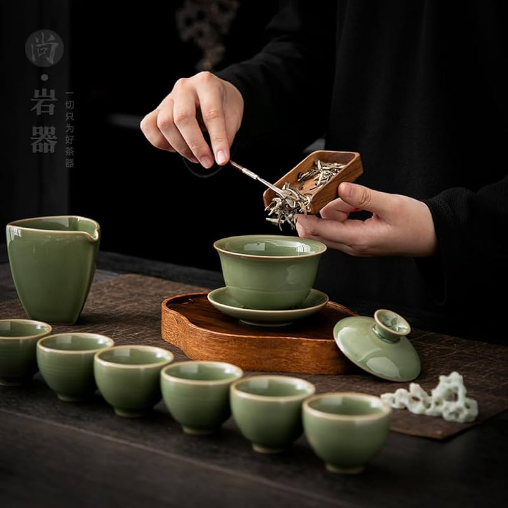 复古青瓷盖碗茶杯Tea Cup 泡茶碗teabowl 功夫茶具Kung fu Tea 复古青瓷盖碗茶杯Tea Cup 泡茶碗teabowl 功夫茶具Kung fu Tea