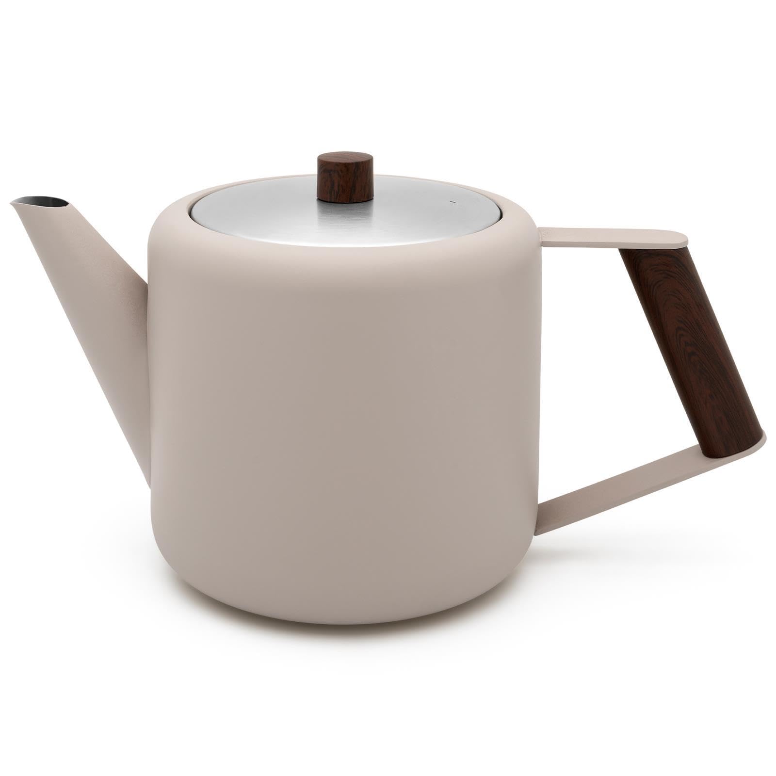 Bredemeijer doppelwandige Retro Teekanne 1.1 Liter beige - mit schwarzem Holz-Untersetzer & Edelstahl-Tee-Filter Sieb-Einsatz - isolierende Kanne aus Edelstahl