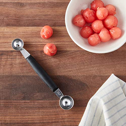Mercer Culinary Double Melon Baller, 7/8 Inch and 1 Inch - Image 6