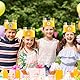 SREBIWO Geburtstagskrone Mädchen & Junge aus Musselin mit Geburtstagsbanner,Geburtstagskrone für Kinder,Krone aus Button Zahlen von 0-9,Krone Geburtstag Jungen Mädchen für den Kindergeburtstag (Gelb)