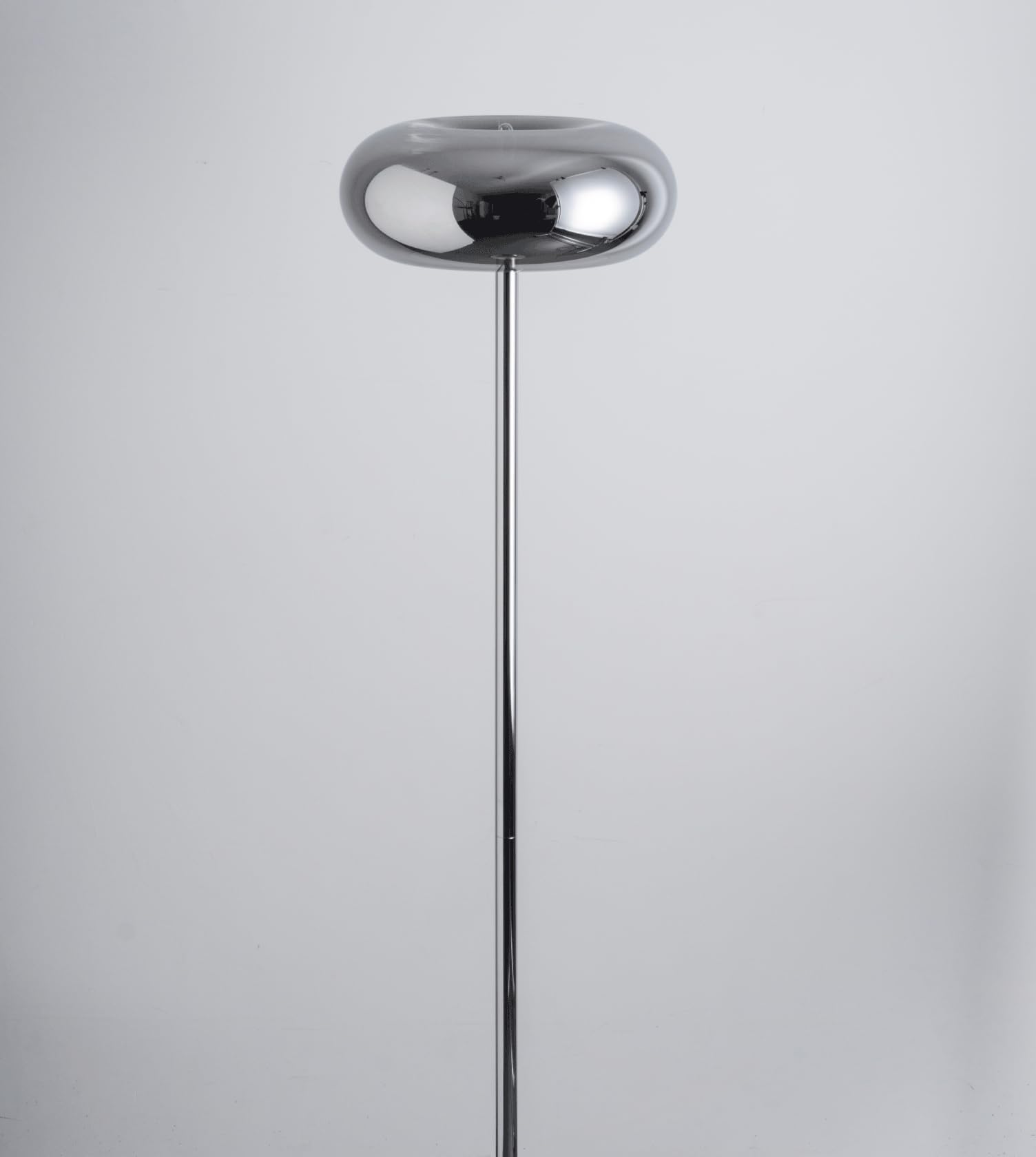 NEONA LUMIRA LED Stehleuchte Dimmbar im Pilzdesign, Retro Stehlampe mit Touch-Dimmer aus Glas und Metall, Warmweiß 2700K, 450 Lumen, Chrom (Chrom)