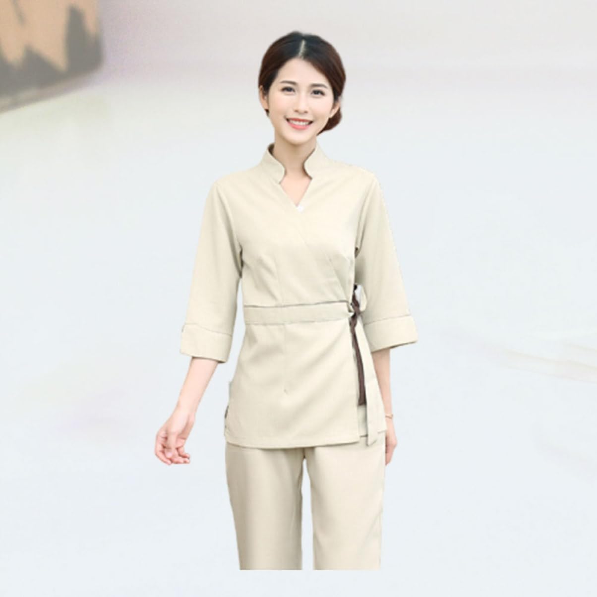 Uniforme de Salón de Belleza de 2 Piezas para Mujer Beige | Algodón y Poliéster, Manga Larga Simple y Cómoda, Fácil de Poner y Quitar