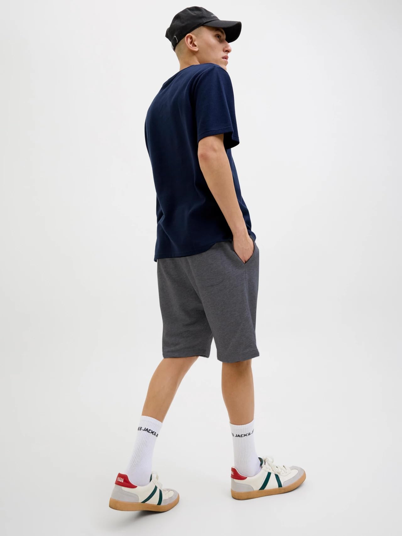 JACK & JONES Jjinewsoft Short de survêtement GMS Tissu Sweat-Longueur Genou-Regular Homme