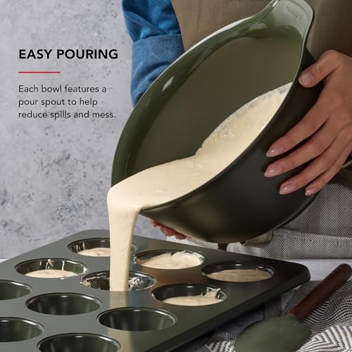 Image of KitchenAid Universal Nesting Plastic Mixing Bowls, Set of 3, 2.5 quart, 3.5 quart, 4.5 quart, Evergreen