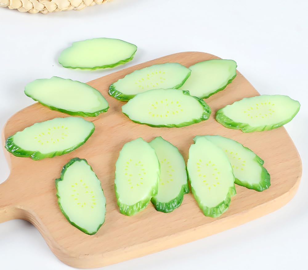 10 Pcs Simulation Cucumber Slice Lifelike Green Cucumber Slice Fake Vegetable Slices Ornament for Home Kitchen Party Festival Decor Photo Props