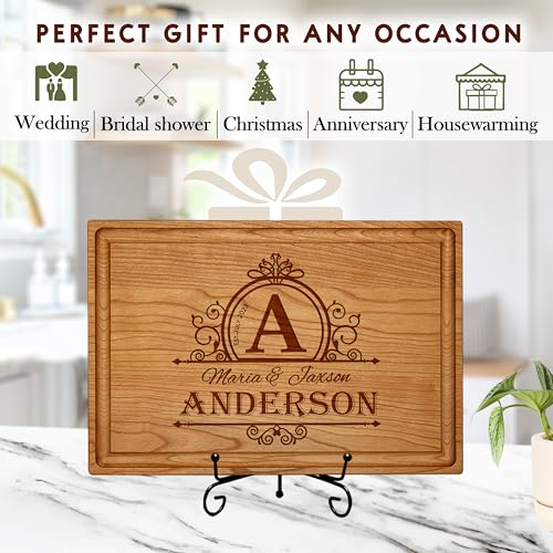 Tablas de Cortar Personalizadas Barika — Tableros de Picar con Diseños Monogramados e Iniciales para Parejas, Bodas, Compromisos, Novios, Registros Matrimoniales y Navidad miniatura 5