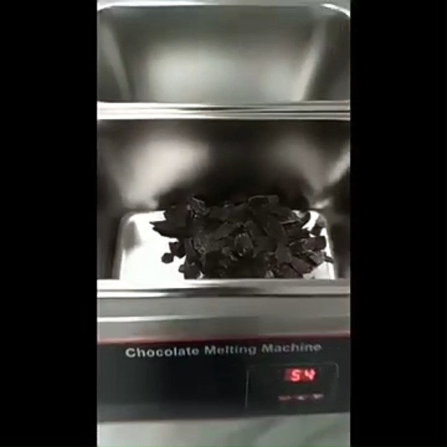 Máquina de temple de chocolate eléctrica 500W miniatura 7