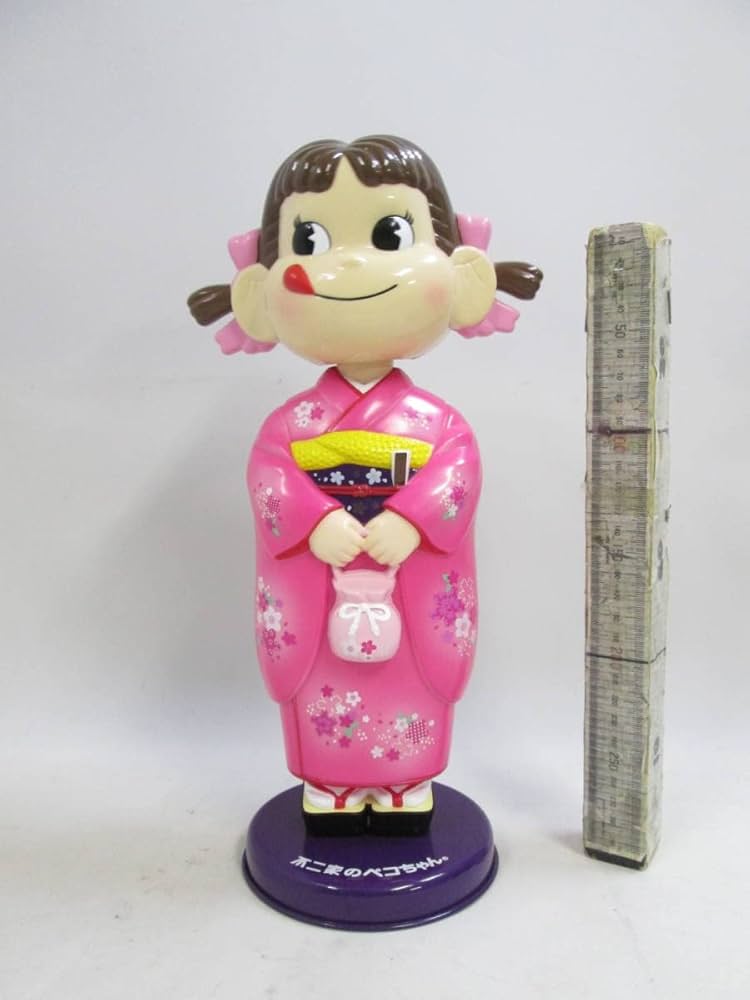Amazon.co.jp: 不二家 ペコちゃん ボブルヘッド 首振り人形