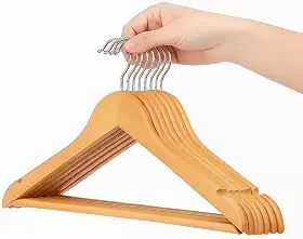 Kit 12 Cabides de Madeira de Alto Acabamento para Roupas e Calças – Resistente, Premium, com Gancho Giratório 360º Antiderrapante para Jaquetas Camisas Vestidos
