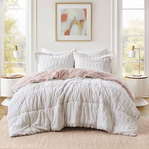 Image of Madison Park Soft Plush Comforter Long Faux Fur Design, Mid Century, Modern All Season Down Alternative Bedding Set with Matching Sham, Full /Queen, Gia, Blush /White 3 Piece