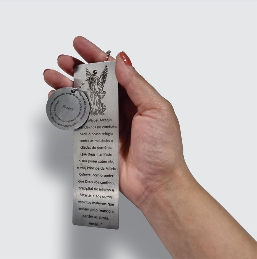 Marca Página São Miguel Arcanjo em Aço Inox com Oração de Proteção | Marca Páginas Religioso em Metal Prateado com Pingente e Corrente de Bolinhas | Presente Católico | Acessório para Bíblia e Livros
