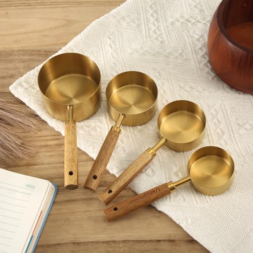 PEUTIER 4 Stück Messbecher für Hundefutter, 4 Größen und Kapazität Messbecher für Tiernahrung mit Holzgriff Messbecher aus Edelstahl Spülmaschinenfest Futterschaufel für Hundefutter (Gold)