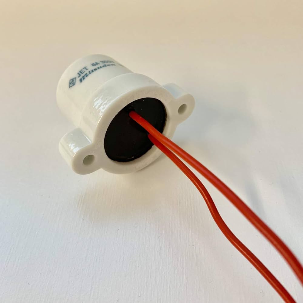 Amazon.co.jp: ミツバ電陶製作所 E26耳付防水ソケット 防雨型