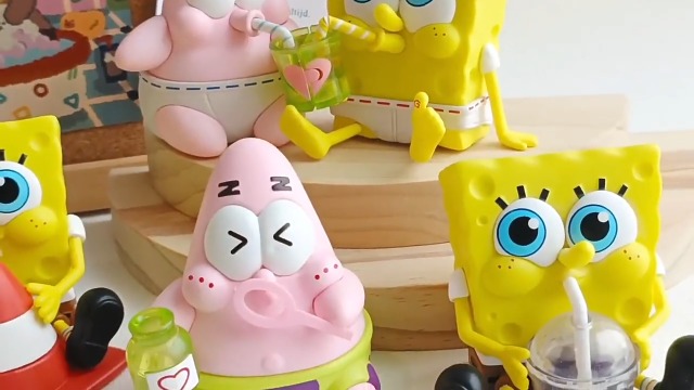 Amazon.co.jp: カプセル玩具 かわいい フィギュア スポンジボブ