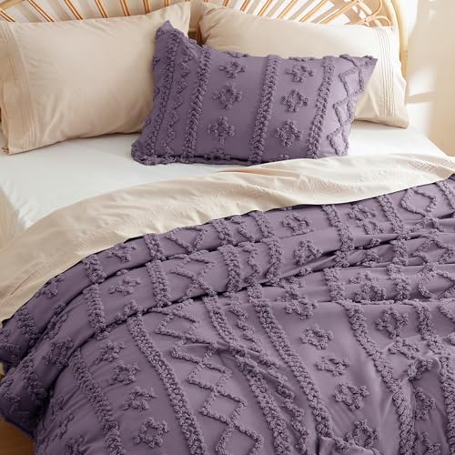 Bedsure Tufted Boho Comforter Set Queen Size - Grayish Purple Boho Bed Set, GentleSoft™ 3 Pieces Farmhouse Shabby Chic Embroidery Bedding, Gifts for Woman, Jacquard Queen Comforter for All Seasons