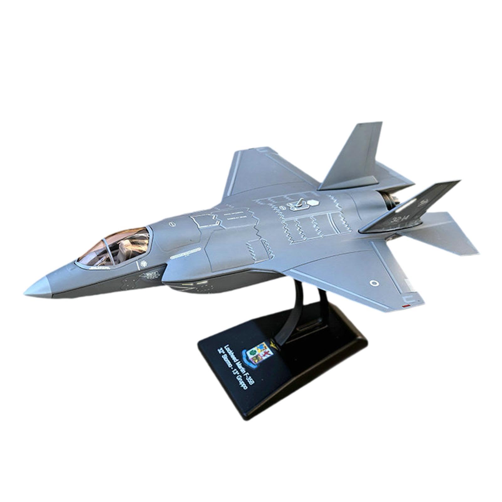 MagiDeal 1/100 Avion Miniature en Métal Moulé sous Pression, Fighter Modèle, Modèle de Table Décoratif, Commémoratif d'aviation, pour Café, Salon, Meuble TV, Maison, Style A
