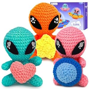 ekaus Crochet Kit for Beginners, Crochet Kit with Step-by-Step Video Tutorials, Crochet DIY Knitting Supplies for Adults Kids, Crochet Aliens(45%+ Yarn)