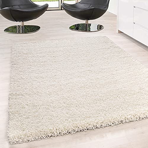 Tapis de salon shaggy crème rond pour un coin lecture cocooning
