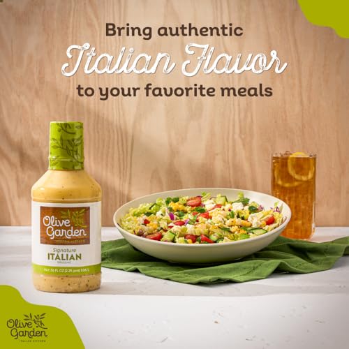 Image of Olive Garden Signature Italian Dressing, 36 fl. oz., Made with Italian Spices, Oil and Vinegar, Perfect Chicken Marinade, Sandwich Spread or Salad Dressing (Pack of 4)