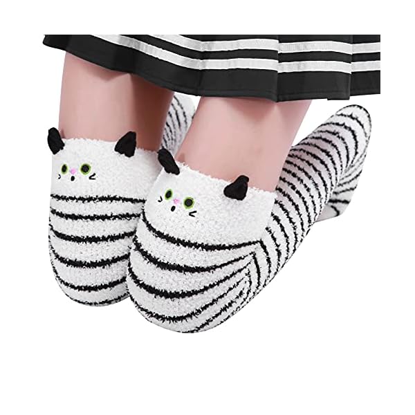 Littleforbig-2-Paar-suesse-Socken-aus-Korallen-Fleece-mit-langen-Streifen Littleforbig 2 Paar süße Socken aus Korallen-Fleece mit langen Streifen