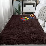 🌭【COMODO E MORBIDO CON PELUCHE LUNGO 4CM】Il Tappeti per Soggiorno ha selezionato un peluche morbido e lungo che si adatta meglio alla pelle, il contenuto di peluche è aumentato del 25%. Il peluche ispessito consente al corpo di essere naturalmente avvolto nel tappeto sala , godendo del tocco liscio come le nuvole. Il tappeto soggiorno morbido e morbido può anche far giocare i tuoi bambini e animali domestici più comodamente, portando calore e gioia alla famiglia.