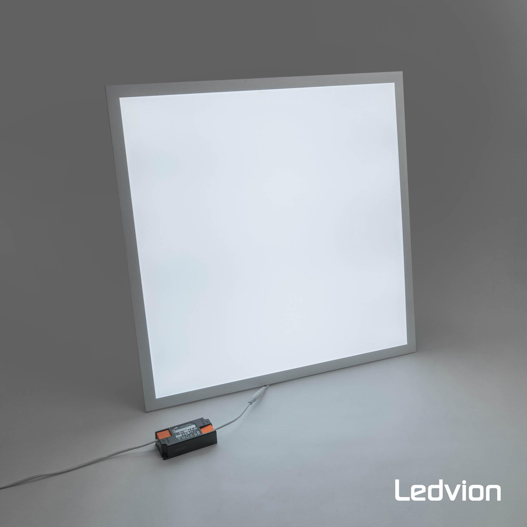 Ledvion - Panel LED Regulable, 60x60, 36W, 6500K, 4000 Lúmenes, Luminaria Empotrada, Incluye Driver LED y Conector Rápido