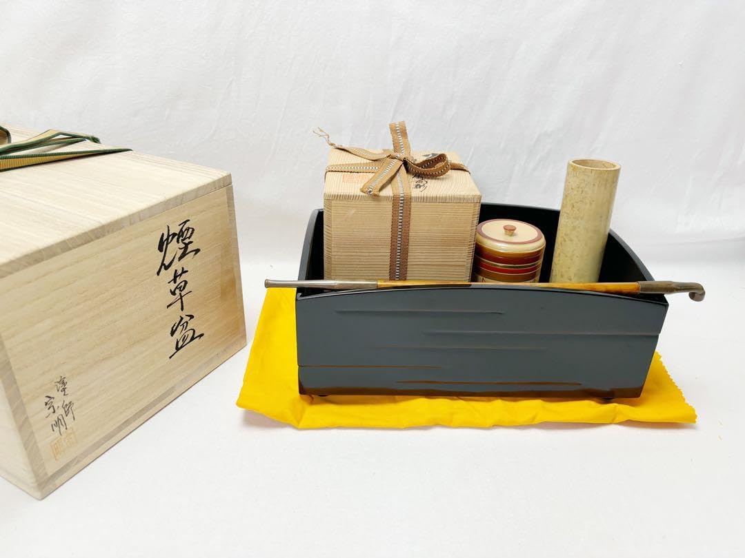 茶道具 臥牛窯 十三代 横石臥牛作 白鷺文 香合 共箱 Z 8496 茶道具