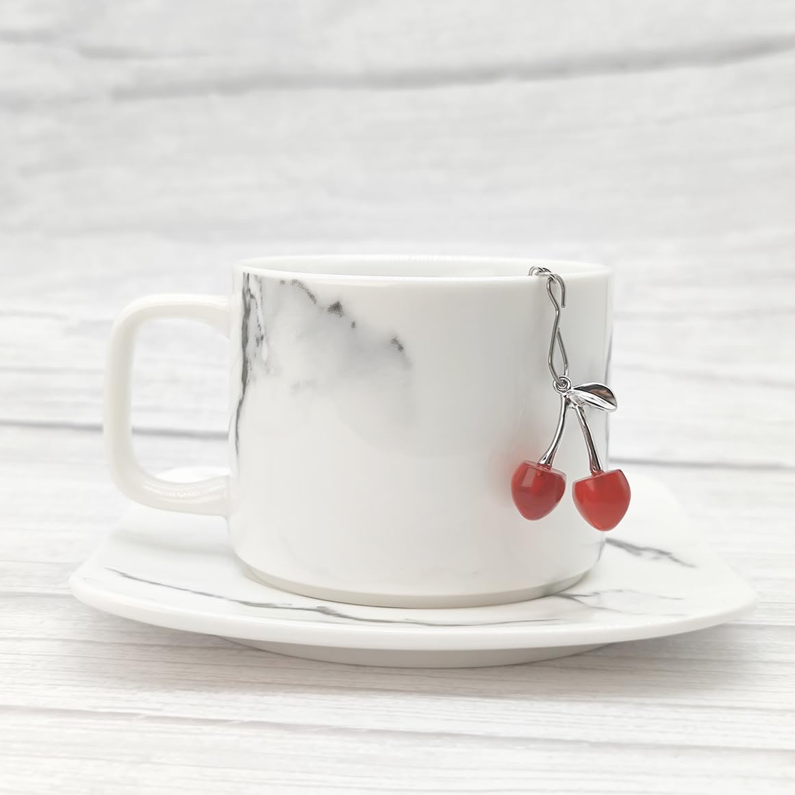 Cute Tea Infuser, Cherry Tea Balls Tea Diffuser Stainless Steel Mesh Ball Tea Strainers for Loose Tea and Spices & Seasonings (Red Cherry)
