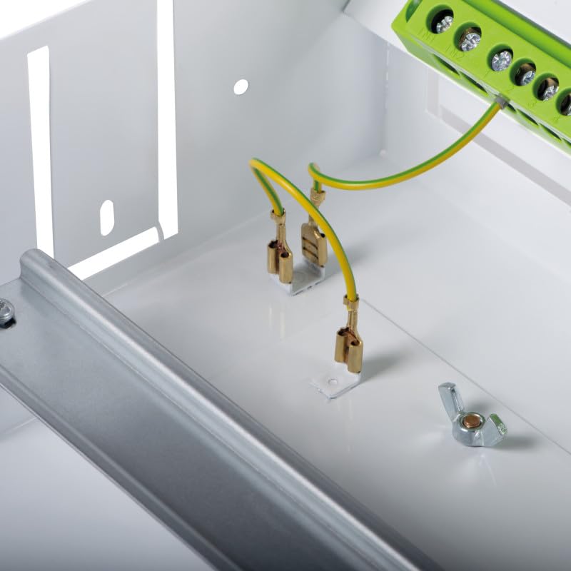 Cuadro eléctrico empotrado, color blanco, 3 x 24 p