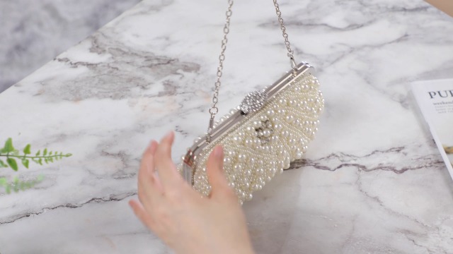 Pochette De Soirée / Mariée Or Et Argent Avec Perles - Clutch De Qualité - Neuf Sans étiquette
