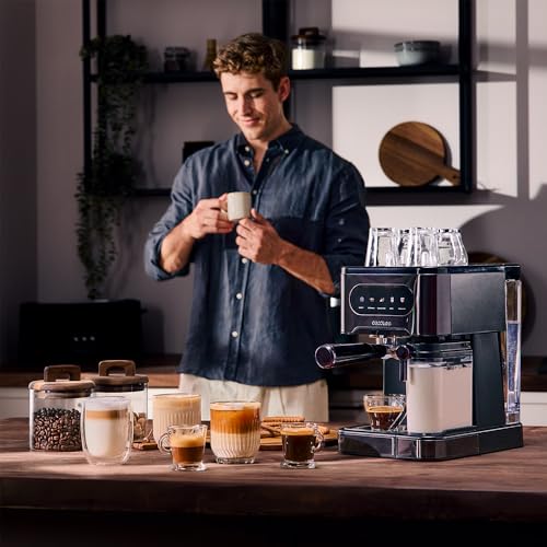 Cecotec Machine à Café Expresso Power Espresso 20 ColdBrew Latte +. 1350W, 20 Bars, Écran Tactile Couleur, Réservoir d'Eau 1,5L, 500ml de Lait, Acier Foncé, Chauffe-tasses, Double Bras, Démontable – Image 3