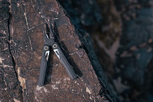 Image of LEATHERMAN, Wave Alpha - 16-in-1 Multi-Tool with MagnaCut Blade, G10 Handles & Full-Size Scissors, Obsidian